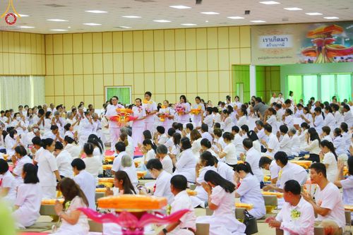 ภาพ No.183828:พิธีทอดกฐิน ณ ศูนย์กัลยาณมิตรพิจิตร ในโครงการทอดกฐินสามัคคีทั่วไทย 30,000 วัด บูชาธรรม 80 ปี หลวงพ่อธัมมชโย โดยคณะศิษยานุศิษย์วัดพระธรรมกาย วันที่ 11 พฤศจิกายน พ.ศ. 2567