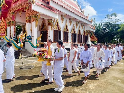 ภาพ No.164462:พิธีทอดกฐิน ณ วัดโนนสมบูรณ์ จ.ปราจีนบุรี ในโครงการกฐินสามัคคีทั่วไทย 30,000 วัด บูชาธรรม 80 ปี หลวงพ่อธัมมชโย โดย คณะศิษยานุศิษย์วัดพระธรรมกาย วันที่ 20 ตุลาคม พ.ศ. 2567