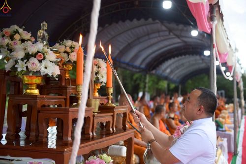 ภาพ No.261529:วันที่ 17-18 ตุลาคม พ.ศ. 2568 พิธีเจริญพระพุทธมนต์คณะสงฆ์ 108 กลั่นแผ่นดินองค์พระเจดีย์สระบุรี สมโภชองค์กฐิน และพิธีทอดกฐิน ณ ศูนย์ปฏิบัติธรรมสระบุรี ในโครงการกฐินสามัคคีทั่วไทย 30,000 วัด บูชาธรรม 81 ปี หลวงพ่อธัมมชโย โดยคณะศิษยานุศิษย์วัดพระธรรมกาย