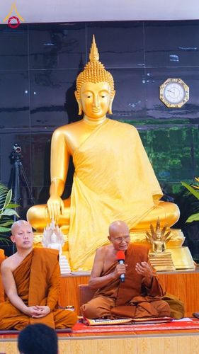 ภาพ No.176851:พิธีทอดกฐิน ณ ที่พักสงฆ์สันตินิมิตร อ.ตาพระยา จ.สระแก้ว ในโครงการทอดกฐินสามัคคีทั่วไทย 30,000 วัด บูชาธรรม 80 ปี หลวงพ่อธัมมชโย โดยคณะศิษยานุศิษย์วัดพระธรรมกาย วันที่ 15 พฤศจิกายน พ.ศ. 2567