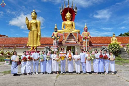 ภาพ No.252457:วันที่ 11 ตุลาคม พ.ศ. 2568 พิธีทอดกฐินสามัคคีทั่วไทย 30,000 วัด โดยคณะศิษยานุศิษย์ บูชาธรรม 81 ปี หลวงพ่อธัมมชโย ณ วัดนางเหล้า จ.สงขลา