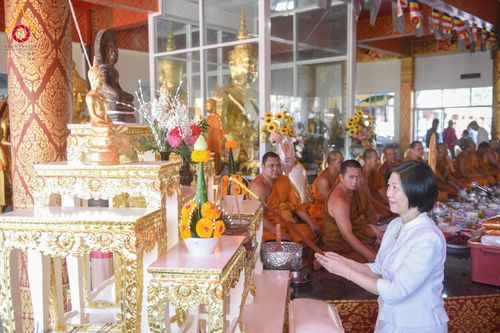 ภาพ No.183145:พิธีทอดกฐิน ณ วัดวาลุการาม จ.สระบุรี ในโครงการทอดกฐินสามัคคีทั่วไทย 30,000 วัด บูชาธรรม 80 ปี หลวงพ่อธัมมชโย โดยคณะศิษยานุศิษย์วัดพระธรรมกาย วันที่ 12 พฤศจิกายน พ.ศ. 2567