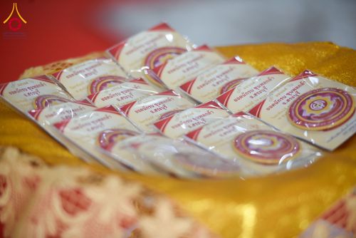 ภาพ No.225817:วันอาทิตย์ที่ 18 พฤษภาคม พ.ศ. 2568 ศูนย์ปฏิบัติธรรมสระบุรี ได้จัดพิธีทอดผ้าป่าฟื้นฟูพระพุทธศาสนา และพิธีมอบใบประกาศนียบัตรเชิดชูเกียรติผู้นำรถ ที่ทำหน้าที่จัดรถเพื่อพาสาธุชนไปร่วมงานวันที่ 22 เมษายน ที่ผ่านมา