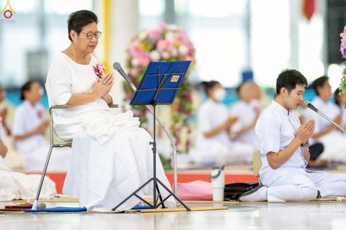 ภาพ No.235527:วันอาทิตย์ที่ 27 กรกฎาคม พ.ศ. 2568 พิธีจุดเทียนใจ ไฟนิรันด์ อนันตชัย ณ วัดพระธรรมกาย จ.ปทุมธานี