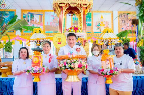 ภาพ No.262128:วันที่ 22 ตุลาคม พ.ศ. 2568 พิธีทอดกฐินสามัคคีทั่วไทย 30,000 วัด โดยคณะศิษยานุศิษย์ บูชาธรรม 81 ปี หลวงพ่อธัมมชโย ณ วัดราษฏร์ประดิษฐ์ อ.บัวใหญ่ จ.นครราชสีมา