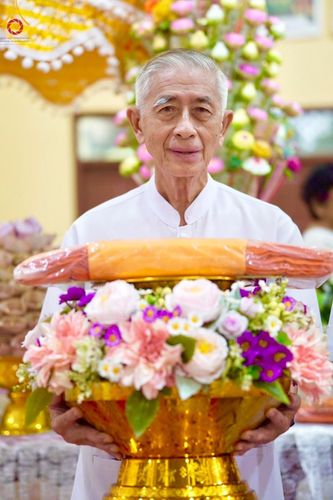 ภาพ No.168618:พิธีทอดกฐิน ณ วัดประชาวาสอัมพวัน จ.ปราจีนบุรี ในโครงการกฐินสามัคคีทั่วไทย 30,000 วัด บูชาธรรม 80 ปี หลวงพ่อธัมมชโย โดยคณะศิษยานุศิษย์วัดพระธรรมกาย วันที่ 20 ตุลาคม พ.ศ. 2567