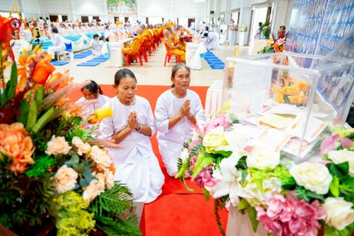 ภาพ No.238778:วันเสาร์ที่ 16 สิงหาคม พ.ศ. 2568 งานบุญประจำปี ครั้งที่ 20 พิธีทักษิณานุปทานแด่บรรพชน ตระกูลผ่องสวัสดิ์และหมู่ญาติที่ล่วงลับไปแล้ว ณ พระมหาเจดีย์ทัตตชีโว ศูนย์อบรมเยาวชนกาญจนบุรี