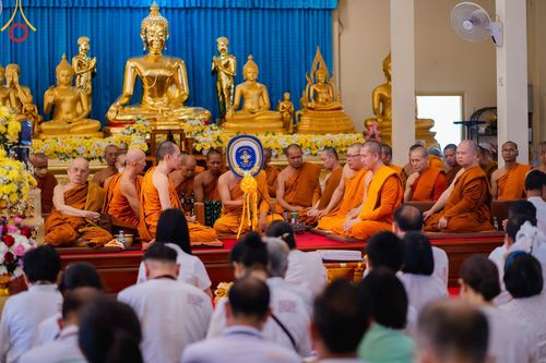 ภาพ No.176950:พิธีทอดกฐิน ณ วัดป่าบ้านเหล่า ต.ทุ่งก่อ อ.เวียงเชียงรุ้ง จ.เชียงราย ในโครงการทอดกฐินสามัคคีทั่วไทย 30,000 วัด บูชาธรรม 80 ปี หลวงพ่อธัมมชโย โดยคณะศิษยานุศิษย์วัดพระธรรมกาย วันที่ 26 ตุลาคม พ.ศ. 2567