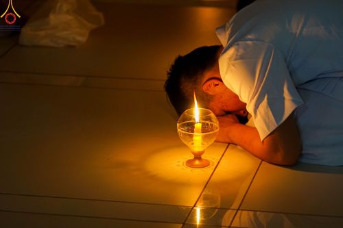 ภาพ No.89353:พิธีประดิษฐานรูปหล่อทองคำ  คุณยายอาจารย์มหารัตนอุบาสิกาจันทร์ ขนนกยูง ภายในมหาวิหารคุณยายอาจารย์ฯ เนื่องในวันครูผู้ค้นพบวิชชาธรรมกาย วันศุกร์ที่ 29 กันยายน พ.ศ. 2566 ณ วัดพระธรรมกาย จ.ปทุมธานี