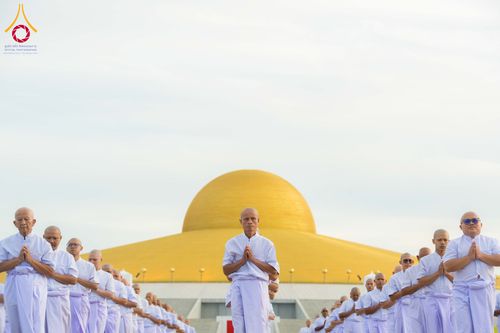 ภาพ No.341502:วันเสาร์ที่ 25 กรกฎาคม พ.ศ. 2569 พิธีเวียนประทักษิณ พิธีวันทาเจดีย์  โครงการอุปสมบทหมู่ รุ่นเข้าพรรษา ปี พ.ศ.2569 โครงการบวชพระนานาชาติ AEC และ WAB รุ่นที่ 10 ณ โบสถ์พระไตรปิฎก วัดพระธรรมกาย จ.ปทุมธานี