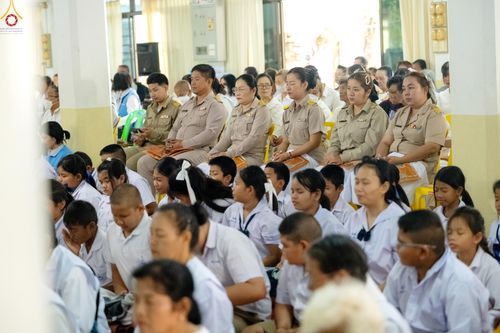 ภาพ No.293122:วันที่ 12 มกราคม พ.ศ. 2569 พิธีทอดผ้าป่าทำนุบำรุงศาสนสถาน ณ วัดไผ่โรงวัว ต.บางตาเถร อ.สองพี่น้อง จ.สุพรรณบุรี ในโครงการธรรมยาตรา กตัญญูบูชา มหาปูชนียาจารย์ พระมงคลเทพมุนี(สด จนฺทสโร) พระผู้ปราบมาร อนุสรณ์สถาน 7 แห่ง ปีที่ 14