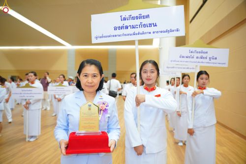 ภาพ No.311971:วันอังคารที่ 3 มีนาคม พ.ศ.2569 พิธีมอบโล่วัชรเกียรติยศ โครงการตอบปัญหาธรรมะทางก้าวหน้า ครั่งที่ 43, พิธีมอบโล่วัชรเกียรติยศ โครงการสอบตอบปัญหาศีลธรรม เพื่อสันติภาพโลก (World-Pec) ครั้งที่ 19 ณ สภาธรรมกายสากล วัดพระธรรมกาย