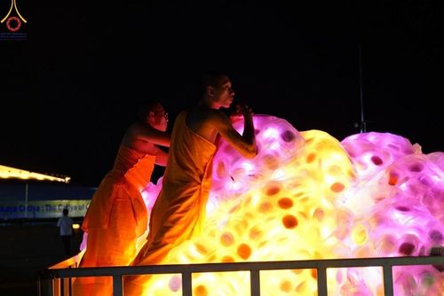 ภาพ No.150723:V.44 เพื่อพ่อ ภาพเตรียมงาน ปฎิบัติงาน ของเจ้าหน้าที่ อาสาสมัคร ทุกสถานะ เพื่อความสำเร็จ ในงานวันธรรมชัย วันอังคารที่ 27 สิงหาคม พ.ศ. 2567