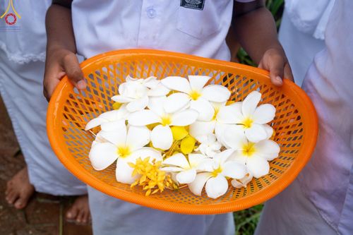 ภาพ No.140000:PhotoStory มหาศรัทธา ธรรมยาตราศรีลังกา EP.2 พิธีเปิดโครงการสยาม-ลังกา ธรรมยาตรา ฉลองเทศกาลวิสาขบูชาแห่งชาติ ศรีลังกา บูชาธรรม 80 ปีหลวงพ่อธัมมชโย เมื่อวันที่ 17 พฤษภาคม พ.ศ. 2567