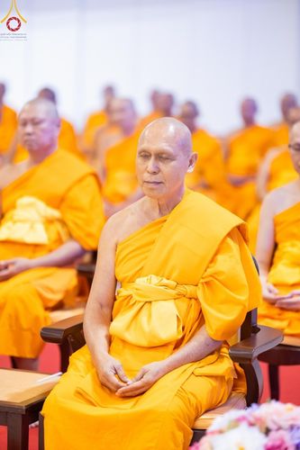 ภาพ No.178110:พิธีทอดผ้าป่าต้นสมบัติจักรพรรดิ ในวันอาทิตย์ที่ 1 ธันวาคม พ.ศ. 2567 ณ สภาธรรมกายสากล วัดพระธรรมกาย