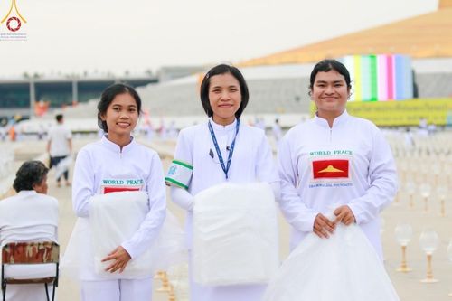 ภาพ No.138169:V.42 ก่อน กลาง เก็บ บุญวันวิสาขบูชา การเตรียมงาน การปฏิบัติงาน และการเก็บงาน ของเจ้าหน้าที่หน่วยงานต่างๆ วันวิสาขบูชา พุธที่ 22 พฤษภาคม พ.ศ. 2567