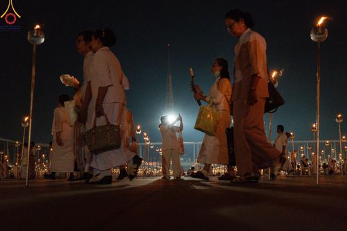 ภาพ No.125156:พิธีเวียนประทักษิณและจุดมาฆประทีป (ชุดที่ 2) ในวันมาฆบูชา เสาร์ที่ 24 กุมภาพันธ์ พ.ศ. 2567 ณ พระมหาธรรมกายเจดีย์ วัดพระธรรมกาย