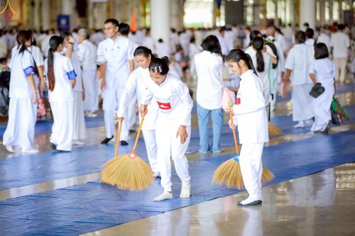 ภาพ No.263996:วันอาทิตย์ที่ 2 พฤศจิกายน พ.ศ. 2568 พิธีตักบาตรอาทิตย์ต้นเดือน ณ บ้านแก้วเรือนทองคุณยายฯ วัดพระธรรมกาย