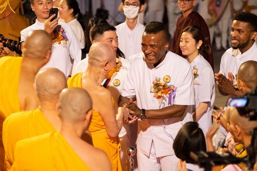 ภาพ No.77335:พิธีจุดมาฆประทีป ในวันมาฆบูชา อาทิตย์ต้นเดือนที่ 6 มีนาคม พ.ศ. 2566 ณ วัดพระธรรมกาย อ.คลองหลวง จ.ปทุมธานี