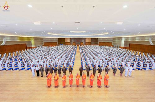 ภาพ No.340327:วันที่ 23 กรกฎาคม พ.ศ. 2569 พิธีเปิดโครงการพัฒนาคุณธรรม จริยธรรม สำหรับนักเรียนนายสิบตำรวจ (นสต.) รุ่นที่ 17 ศูนย์ฝึกอบรมตำรวจภูธรภาค 1 ระหว่างวันที่ 23-27 กรกฏาคม 2569 ( 5 วัน 4 คืน) ณ ศูนย์ปฏิบัติธรรมเวิล์ดพีช วัลเล่ย์ (World Peace Valley) เขาใหญ่  ต.ห