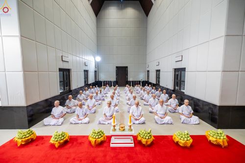 ภาพ No.338748:วันที่ 11 กรกฎาคม พศ.2569 พิธีบรรพชาอุปสมบท โครงการอุปสมบทหมู่ธรรมทายาทนานาชาติ  IDOP รุ่นที่ 21 (ภาษาจีน)  จากประเทศจีน มาเลเซีย สิงคโปร์ และไต้หวัน , โครงการบรรพชาสามเณรโรงเรียนนานาชาติ รุ่นที่ 15