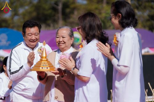 ภาพ No.309297:วันเสาร์ที่ 7 กุมภาพันธ์ พ.ศ.2569 พิธีบรรจุพระบรมสารีริกธาตุ ประดิษฐาน  ณ เจดีย์วัดทุ่งเจริญธรรม อ.อมก๋อย จ.เชียงใหม่