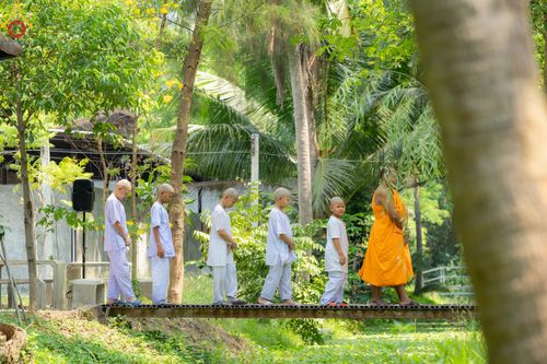 ภาพ No.79284:พิธีตัดปอยผม พิธีขอขมา มอบบาตร-ผ้าไตรนาคธรรมทายาท ในโครงการบรรพชาฟื้นฟูพระพุทธศาสนาทั่วไทย ณ ศูนย์อบรมเยาวชนนครปฐม วันเสาร์ที่ 1 เมษายน พ.ศ.2566