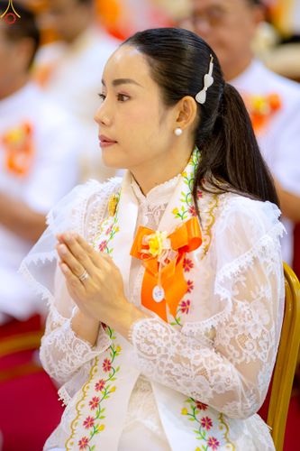 ภาพ No.327818:วันที่ 3 พฤษภาคม พ.ศ.2569 พิธีรับมอบพระบรมสารีริกธาตุ จากสาธารณรัฐแห่งสหภาพเมียนมา ณ ห้องแก้วสารพัดนึก วัดพระธรรมกาย