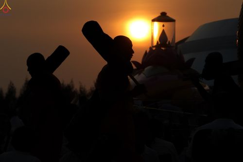 ภาพ No.299514:วันที่ 18 มกราคม พ.ศ. 2569 พิธีต้อนรับพระธรรมยาตรา (ภาพชุดที่ 2) ณ อนุสรณ์สถานลำดับที่ 5  สถานที่เผยแผ่วิชชาธรรมกายครั้งแรก อนุสรณ์สถานบางปลา วัดบางปลา อำเภอบางเลน จังหวัดนครปฐม ในโครงการธรรมยาตรา กตัญญูบูชา มหาปูชนียาจารย์ พระมงคลเทพมุนี(สด จนฺทสโร) พระ