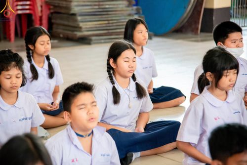 ภาพ No.192339:พิธีทอดผ้าป่าทำนุบำรุงศาสนสถาน ณ วัดเทพพล แขวงบางพรม เขตตลิ่งชัน กรุงเทพมหานคร ในโครงการธรรมยาตรา กตัญญูบูชา มหาปูชนียาจารย์ พระมงคลเทพมุนี(สด จนฺทสโร) พระผู้ปราบมาร อนุสรณ์สถาน 7 แห่ง ปีที่ 13 วันที่ 9 มกราคม พ.ศ. 2568