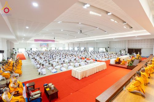 ภาพ No.254861:วันที่ 15 ตุลาคม พ.ศ. 2568 พิธีบรรจุพระบรมสารีริกธาตุภายในพระเกตุองค์พระประธาน สมโภชพระประธาน พระธรรมกาย ณ ศูนยอบรมเยาวชนกาญจนบุรี