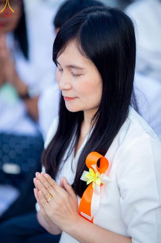 ภาพ No.197704:พิธีตักบาตรพระธรรมยาตรา ณ อนุสรณ์สถานลำดับที่ 4 สถานที่เกิดด้วยกายธรรม วัดโบสถ์(บน) ต.บางคูเวียง จ.นนทบุรี ในโครงการธรรมยาตรา กตัญญูบูชา มหาปูชนียาจารย์ พระมงคลเทพมุนี(สด จนฺทสโร) พระผู้ปราบมาร อนุสรณ์สถาน 7 แห่ง ปีที่ 13 วันที่ 19 มกราคม พ.ศ. 2568