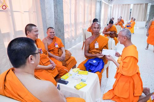 ภาพ No.89822:พิธีวางแผ่นจารึกชื่อ เพื่อนำไปประดิษฐานไว้ในฐานองค์พระประธาน เนื่องในโอกาสครบรอบ 10 ปี ศูนย์ปฏิบัติธรรมนครราชสีมา วันอาทิตย์ที่ 24 กันยายน พ.ศ. 2566