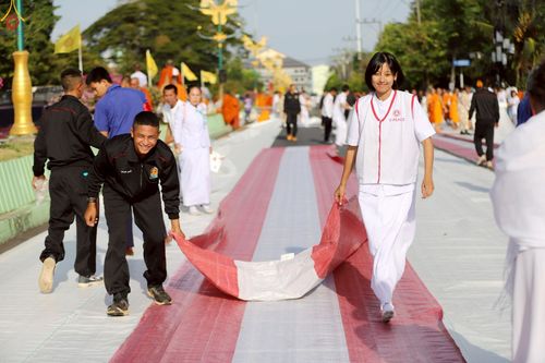 ภาพ No.236870:วันที่ 26-27 กรกฎาคม พ.ศ. 2568 ภาพการเตรียมงาน - เก็บงาน มหาสังฆทานครั้งยิ่งใหญ่ ตักบาตรพระ 1,000 รูป ทำบุญเมืองพัทลุง