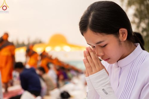 ภาพ No.120378:พิธีต้อนรับพระธรรมยาตรา ในโครงการธรรมยาตรา กตัญญูบูชา มหาปูชนียาจารย์ พระมงคลเทพมุนี(สด จนฺทสโร) พระผู้ปราบมาร อนุสรณ์สถาน 7 แห่ง ปีที่ 12 วันที่ 28 มกราคม พ.ศ. 2567 ณ วัดพระธรรมกาย จ.ปทุมธานี (ชุดที่ 2)