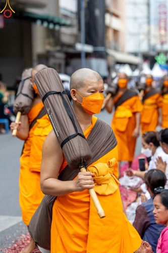 ภาพ No.128550:พิธีอัญเชิญพระบรมสารีริกธาตุ " ใจกลางเมืองนครหาดใหญ่ " เพื่อประดิษฐาน ณ มหารัตนเจดีย์สิริปทุมสวรรค์ (เจดีย์อริยพุทธะ 5 พระองค์) ศูนย์ปฏิบัติธรรมภาคใต้ อ.บางกล่ำ จ.สงขลา  วันที่ 9 มีนาคม พ.ศ. 2567 (ชุดที่ 2)