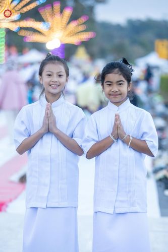 ภาพ No.187214:พิธีตักบาตรพระ ๕๐๐ รูป "สร้างบุญใหญ่ ส่งท้ายปีเก่า ต้อนรับปีใหม่ ๒๕๖๘" วันเสาร์ที่ ๒๘ ธันวาคม พ.ศ. ๒๕๖๗ ณ ถนนหน้าที่ว่าการอำเภอภูเรือ จังหวัดเลย