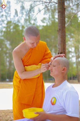 ภาพ No.213847:วันเสาร์ที่ 29 มีนาคม พ.ศ. 2568 พิธีตัดปอยผม ขอขมาผู้ปกครอง มอบบาตร-ผ้าไตร และพิธีบรรพชาสามเณร ณ ศูนย์ปฏิบัติธรรมจังหวัดระยอง (บ้านช่องลม) ต.บางบุตร อ.บ้านค่าย จ.ระยอง