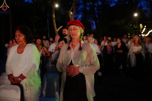 ภาพ No.156447:วัดพุทธบาหลีและวัดพระธรรมกาย จัดปฏิบัติธรรมนานาชาติ 1,151 คนจาก 78 ประเทศ ใน "วันสันติภาพสากล" ณ บาหลี อินโดนีเซีย วันเสาร์ที่ 21 กันยายน พ.ศ. 2567 เวลา 16.00-21.00 น. ณ พิพิธภัณฑ์ ARMA เมืองอูบุด จังหวัดบาหลี ประเทศอินโดนีเซีย