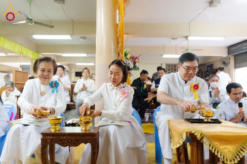 ภาพ No.196649:พิธีทอดผ้าป่าทำนุบำรุงศาสนสถาน ณ วัดไทยเจริญ ตำบลบางขุนกอง อำเภอบางกรวย จังหวัดนนทบุรี  ในโครงการธรรมยาตรา กตัญญูบูชา มหาปูชนียาจารย์ พระมงคลเทพมุนี(สด จนฺทสโร) พระผู้ปราบมาร อนุสรณ์สถาน 7 แห่ง ปีที่ 13 วันที่ 17 มกราคม พ.ศ. 2568