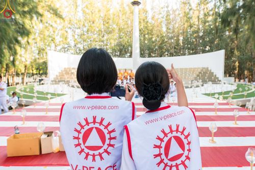 ภาพ No.107710:V.4 ทุ่มใจ การเตรียมงาน เก็บงาน การรับบุญของเจ้าหน้าที่หน่วยงานต่างๆ เพื่อโครงการธรรมยาตรา กตัญญูบูชามหาปูชนียาจารย์ พระมงคลเทพมุนี (สด จนฺทสโร) พระผู้ปราบมาร อนุสรณ์สถาน 7 แห่ง ปีที่ 12 ระหว่างวันที่ 2 - 31 มกราคม พ.ศ.2567