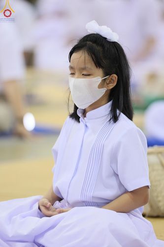 ภาพ No.123084:พิธีตักบาตร และพิธีบูชาข้าวพระ ในวันอาทิตย์ต้นเดือนที่ 4 กุมภาพันธ์ พ.ศ. 2567 ณ วัดพระธรรมกาย จ.ปทุมธานี