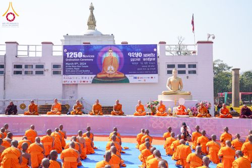 ภาพ No.130531:พิธีบรรพชาธรรมทายาท ในโครงการบรรพชา 1,250 รูป ณ แดนประสูติ สวนลุมพินี ประเทศเนปาล วันที่ 9 มีนาคม พ.ศ. 2567