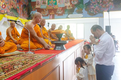 ภาพ No.162794:โครงการกฐินสามัคคีทั่วไทย 30,000 วัด บูชาธรรม 80 ปี หลวงพ่อธัมมชโย โดย คณะศิษยานุศิษย์วัดพระธรรมกาย ณ วัดโบสถ์บน จ.นนทบุรี วันที่ 19 ตุลาคม พ.ศ. 2567