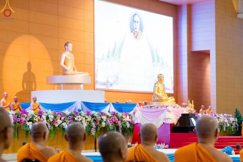 ภาพ No.154337:พิธีบูชาครูผู้ค้นพบวิชชาธรรมกาย ณ สภาธรรมกายสากล วัดพระธรรมกาย วันอังคารที่ 17 กันยายน พ.ศ. 2567