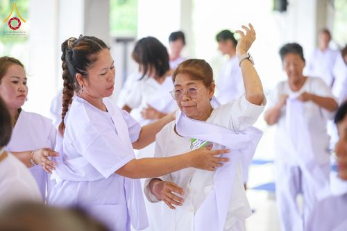ภาพ No.348745:วันที่ 11-13 กันยายน 2569  โครงการอุบาสกแก้ว อุบาสิกาแก้ว  เพื่อเป็นตัวแทนในการทอดกฐินสามัคคีทั่วไทย 30,000 วัด  “บูชาธรรม 82 ปี หลวงพ่อธัมมชโย” รุ่นที่ 1  ณ ธุดงคสถานพิษณุโลก อ.วังทอง จ.พิษณุโลก