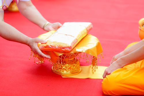 ภาพ No.83877:พิธีเวียนประทักษิณ,พิธีบรรพชาและพิธีอุปสมบทหมู่ ในโครงการอบรมพระธรรมทายาทในทวีปยุโรป  รุ่นที่ 9 วันอาทิตย์ที่ 16 กรกฎาคม พ.ศ. 2566 ณ วัดพระธรรมกายเบเนลักซ์  ประเทศเบลเยียม