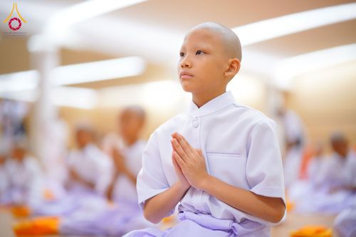 ภาพ No.319517:วันเสาร์ที่ 4 เมษายน พ.ศ.2569 พิธีขอขมา มอบผ้าไตร และถวายบาตรแด่นาคธรรมทายาท ในโครงการบรรพชาสามเณรฟื้นฟูพระพุทธศาสนาทั่วไทย โครงการหน่อแก้วเปรียญธรรม รุ่นที่ 14 โครงการสามเณรยุวธรรมทายาท รุ่นที่ 34 โครงการสามเณรมัชฌิมธรรมทายาท รุ่นที่ 30 ณ สภาธรรมกายสากล