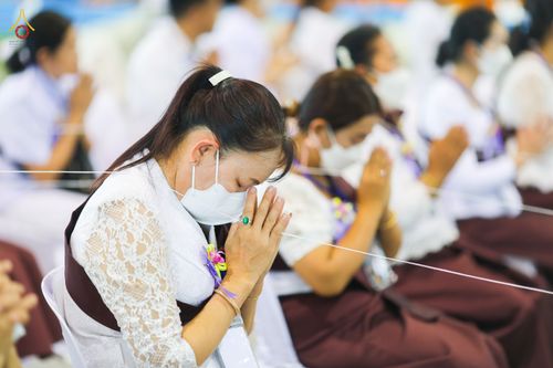 ภาพ No.81682:พิธีหล่อพระประธานเพื่อประดิษฐาน ณ ห้องแก้วสารพัดนึก 2 เนื่องในวันวิสาขบูชา วันเสาร์ที่ 3 มิถุนายน 2566 ณ วัดพระธรรมกาย จ.ปทุมธานี