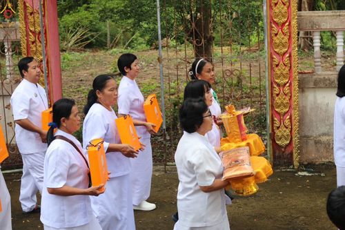 ภาพ No.282928:วันที่ 1 พฤษจิกายน พ.ศ.2568 พิธีทอดกฐินสามัคคีทั่วไทย 30,000 วัด  โดยคณะศิษยานุศิษย์ บูชาธรรม 81 ปี  หลวงพ่อธัมมชโย ณ วัดโปร่งเกตุ อ.บ่อทอง จ.ชลบุรี